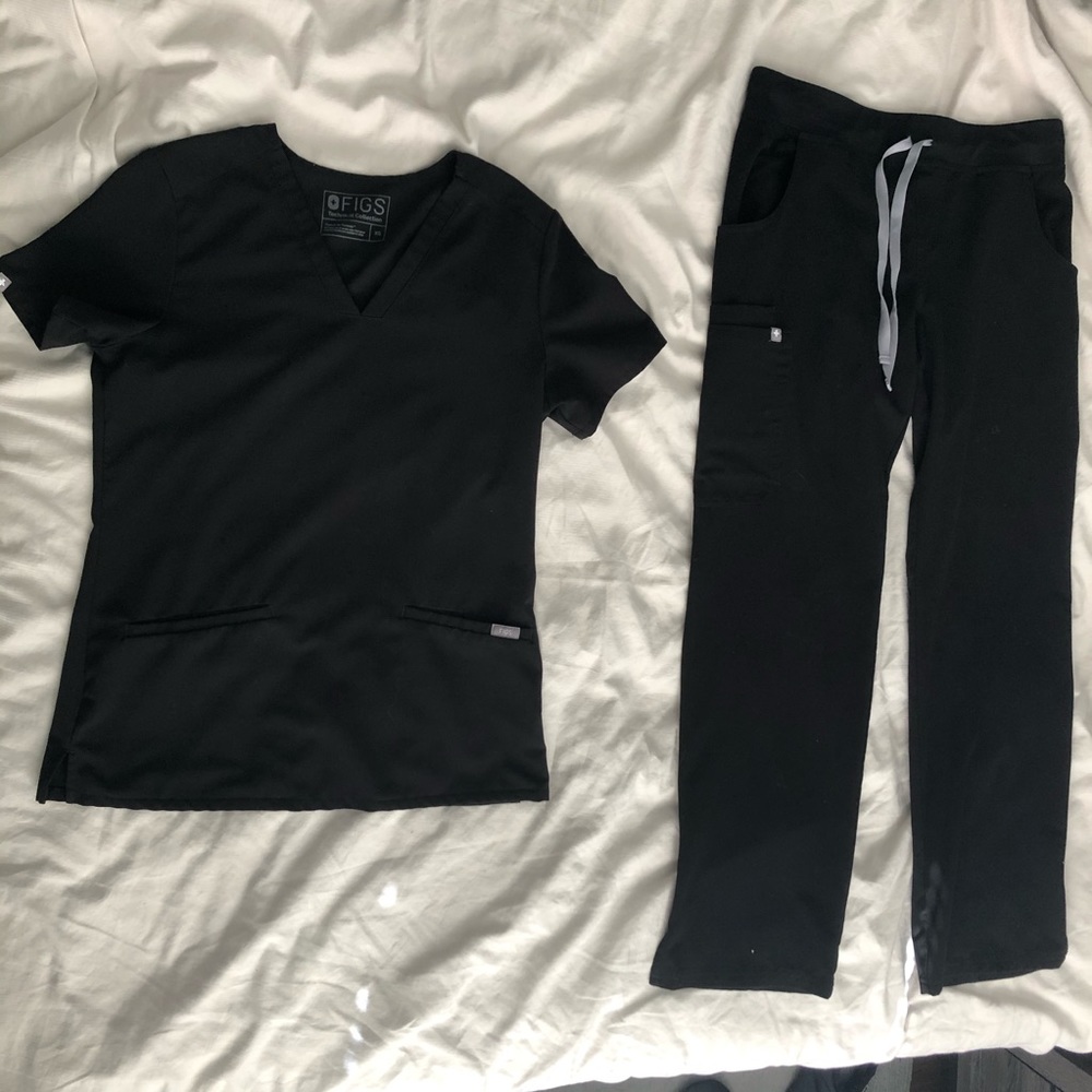 FIGS scrubs set XS tops & S bottoms